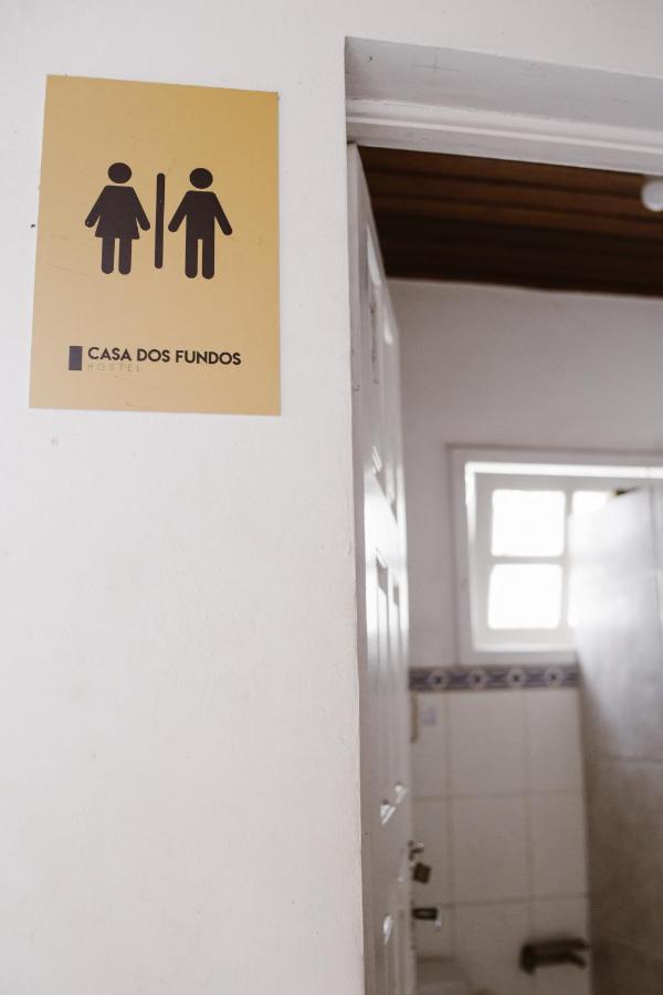 Hostel Casa Dos Fundos กัมโปส โดส กอยตากาเซส ภายนอก รูปภาพ